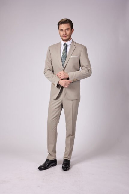 חליפת ארבע כפתורים חום Super Slim Fit