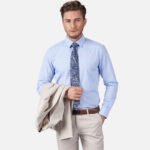 חולצה מכופתרת תכלת בהיר