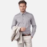 חולצה מכופתרת אפור